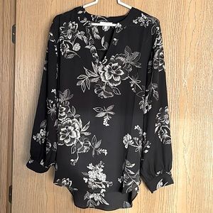 Maurice’s black blouse tunic